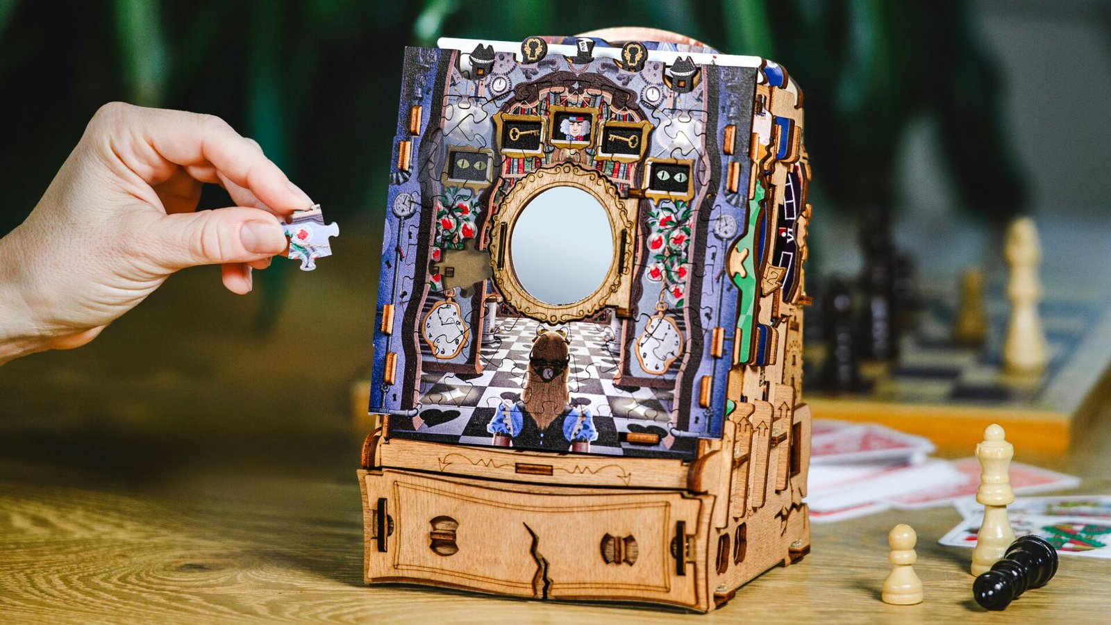 Amazon.com: iDventure Cluepuzzle Record Player - Puzzle Box